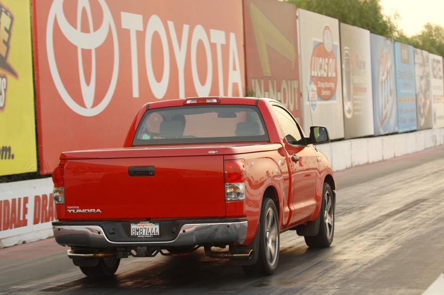  Toyota Tundra by TRD 2008 года  (фото 5 из 41)